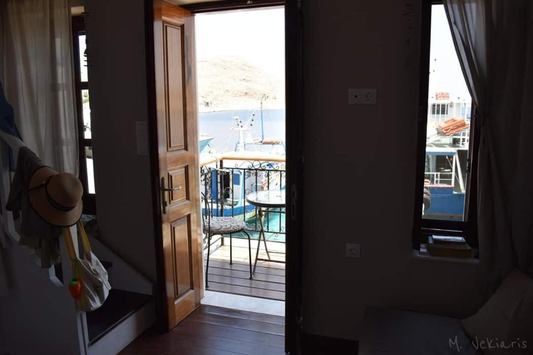 House Galini Apartment Chalki Town Ngoại thất bức ảnh