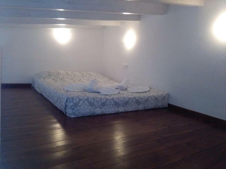 House Galini Apartment Chalki Town Ngoại thất bức ảnh