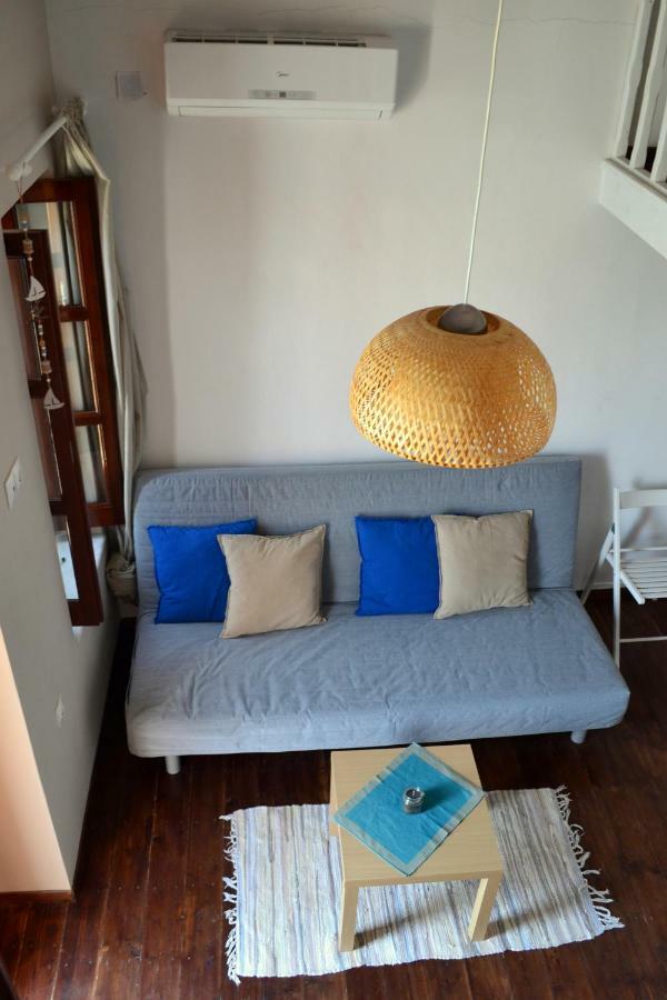 House Galini Apartment Chalki Town Ngoại thất bức ảnh